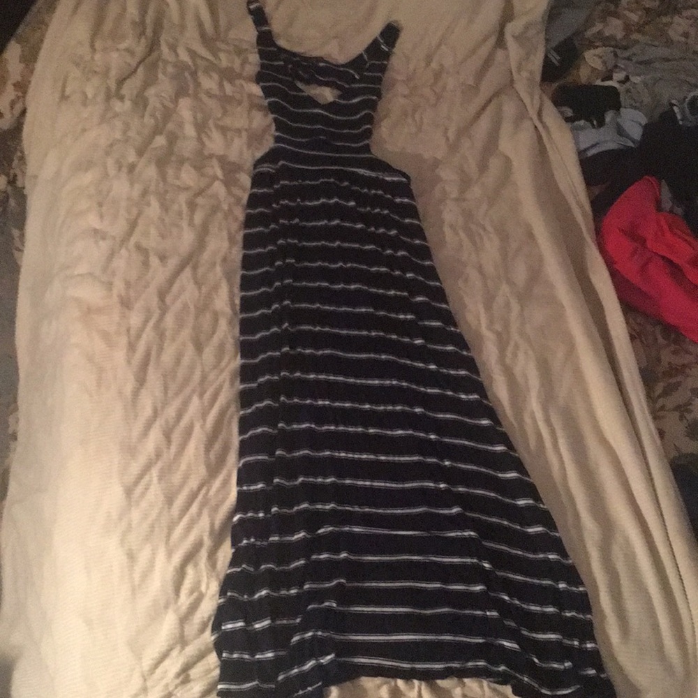 Maxi dress with open back
